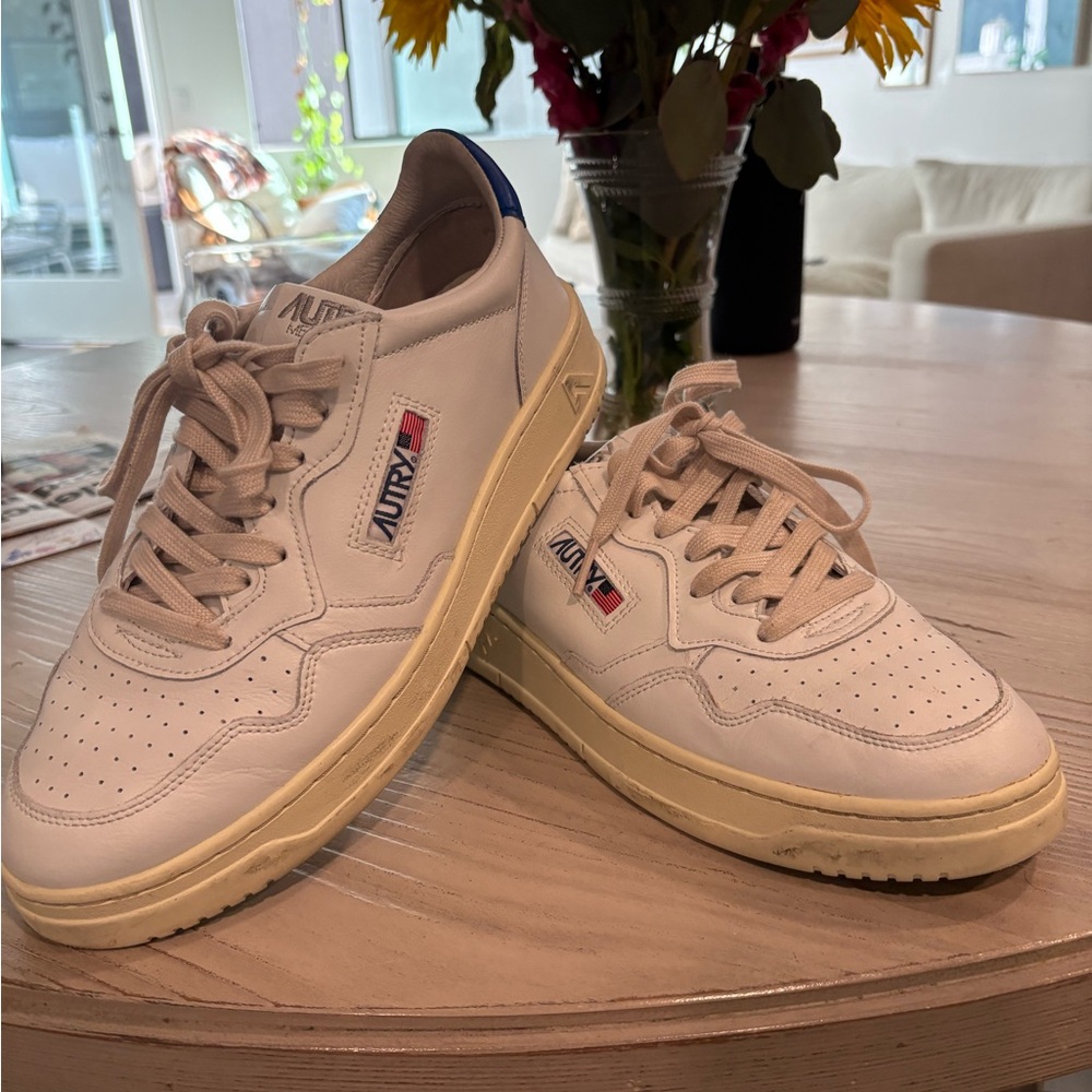 Men's Autry White Sneakers